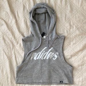 Cropped Muscle Pullover